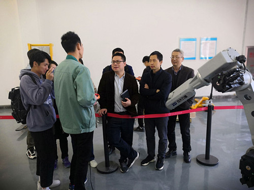 機械學院舉辦機器人操作培訓，助力自動化及機械傳動產品研發能力提升